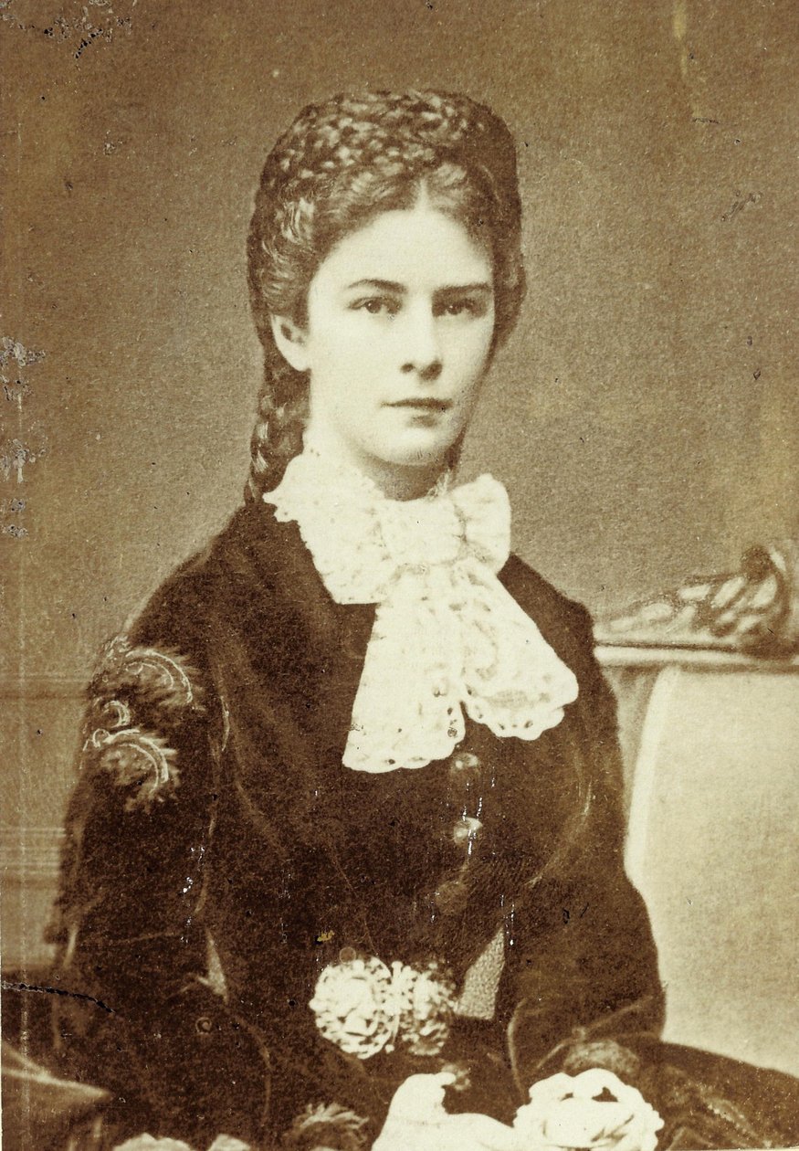Alžběta, rakouská císařovna a uherská královna-konzulka (24. prosince 1837 - 10. září 1898) (foto) od Unknown photographer