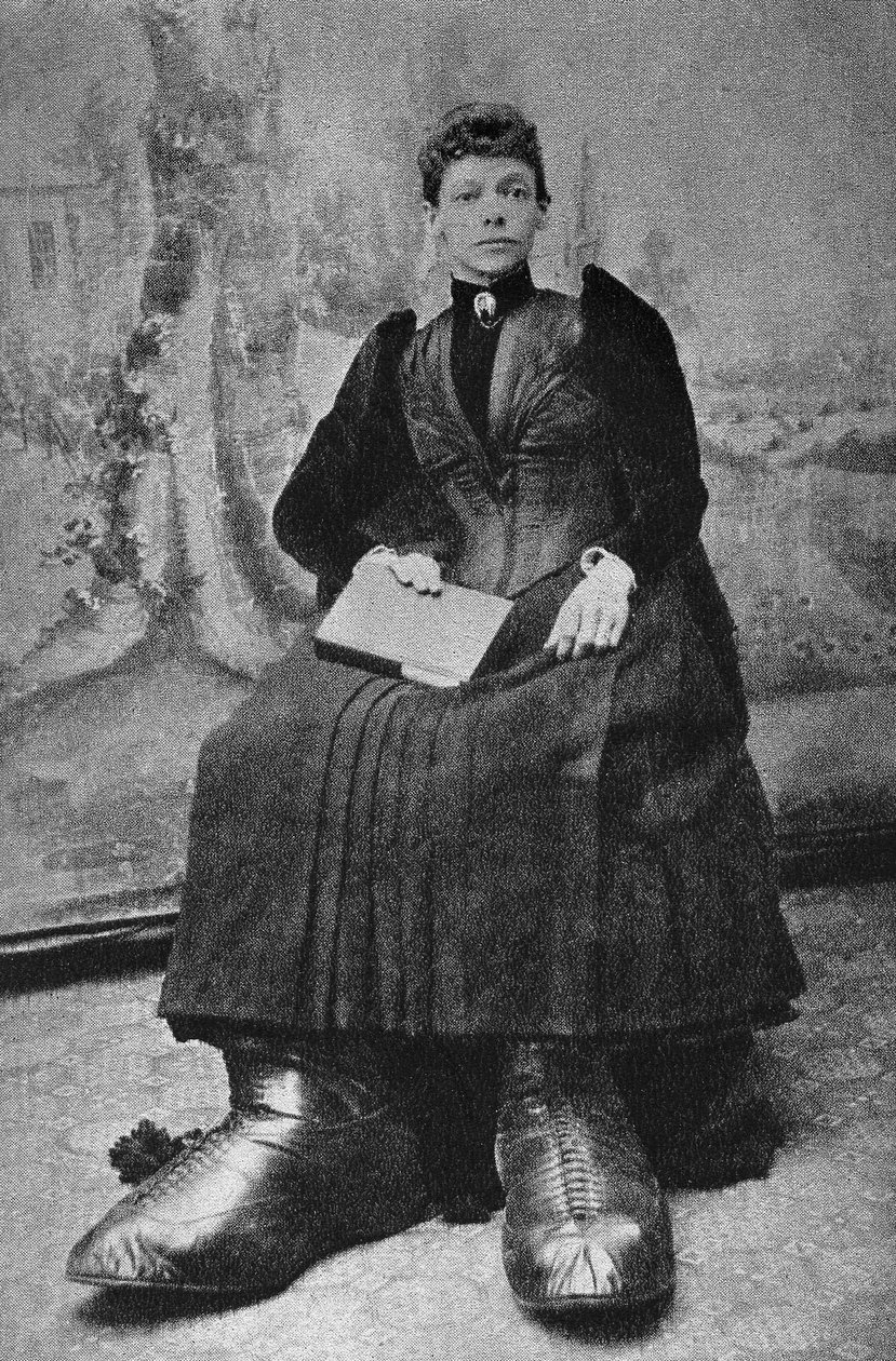 Monstra, Bertha s velkýma nohama. Fotografie, konec 19. století, Paříž. Coll. Selva. od Unknown photographer