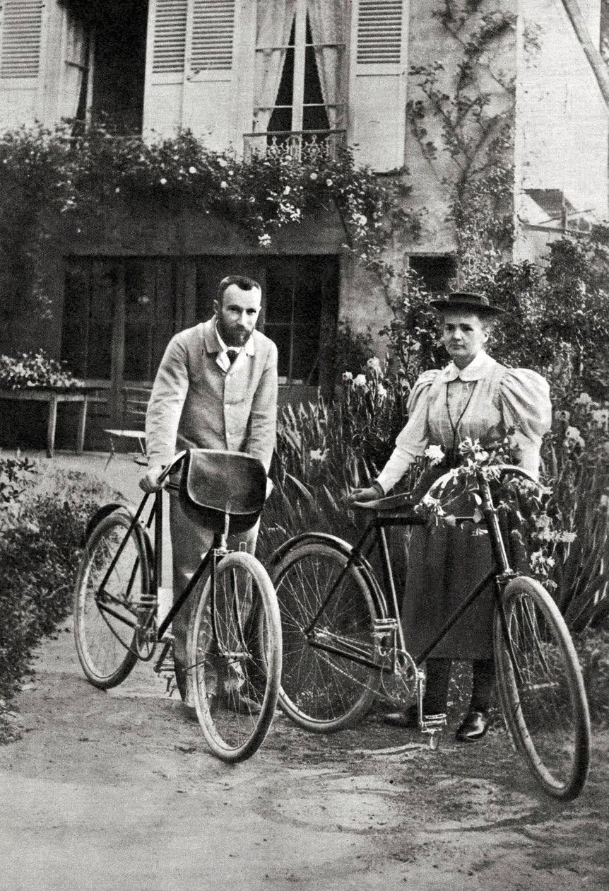 Pierre a Marie Curie ve své zahradě od Unknown photographer