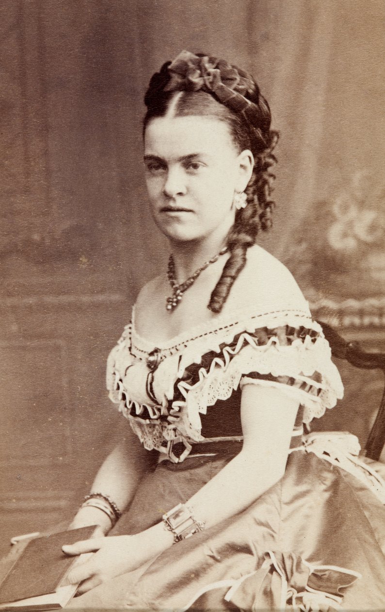Portrét Edith Wynneové, cca 1860 (černobílá fotografie) od Unknown photographer