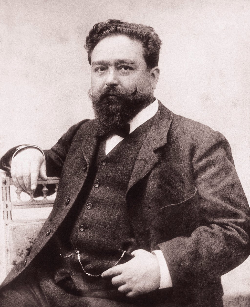 Portrét Isaaca Albenize (1860-1909), španělského pianisty a skladatele. Fotografie, 1886. Nadace Albeniz, Madrid. od Unknown photographer