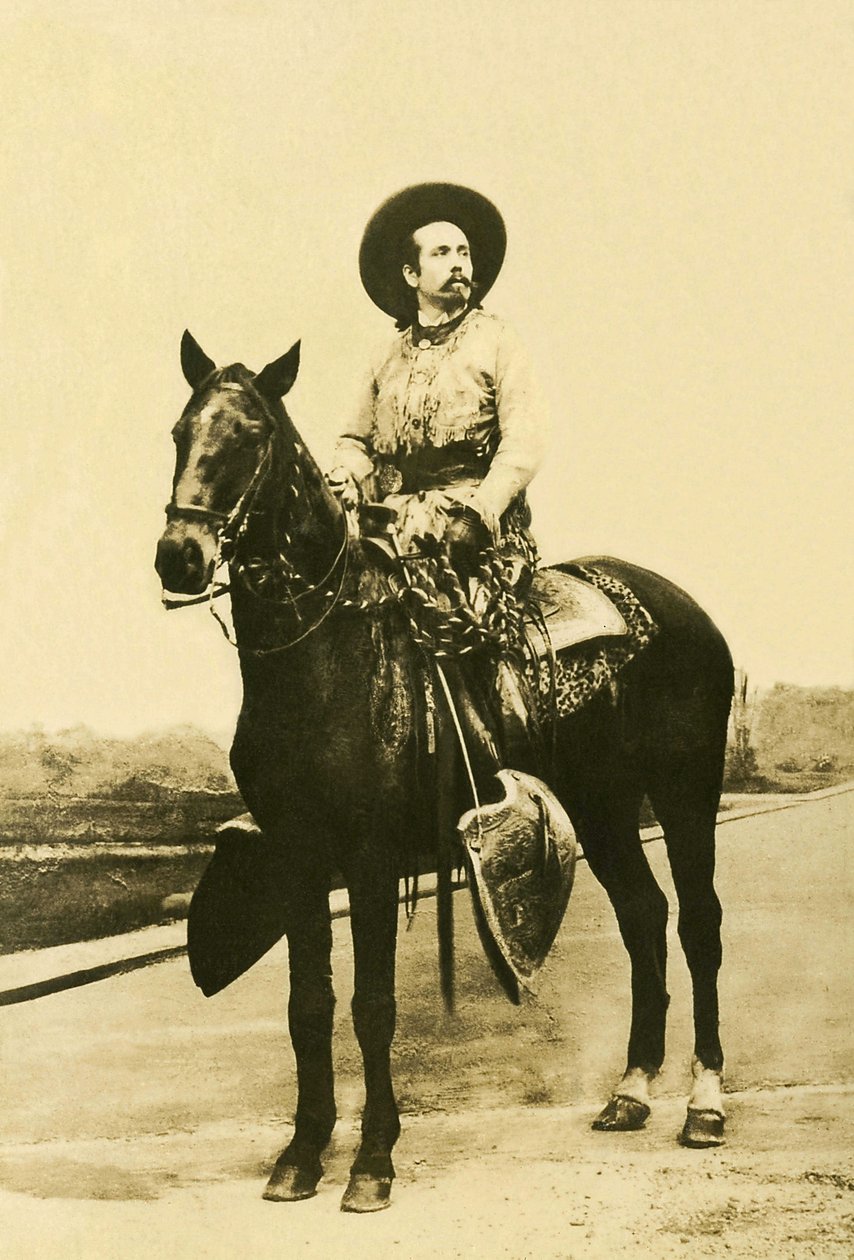 Portrét Williama Frederica Codyho (1846-1917), známého jako Buffalo Bill, amerického vojáka, dobrodruha a jezdce. od Unknown photographer