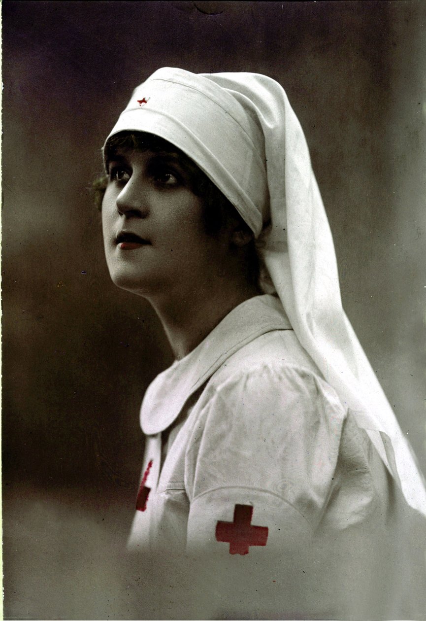 Zdravotní sestra Červeného kříže, první světová válka (ručně kolorovaná fotografie) od Unknown photographer