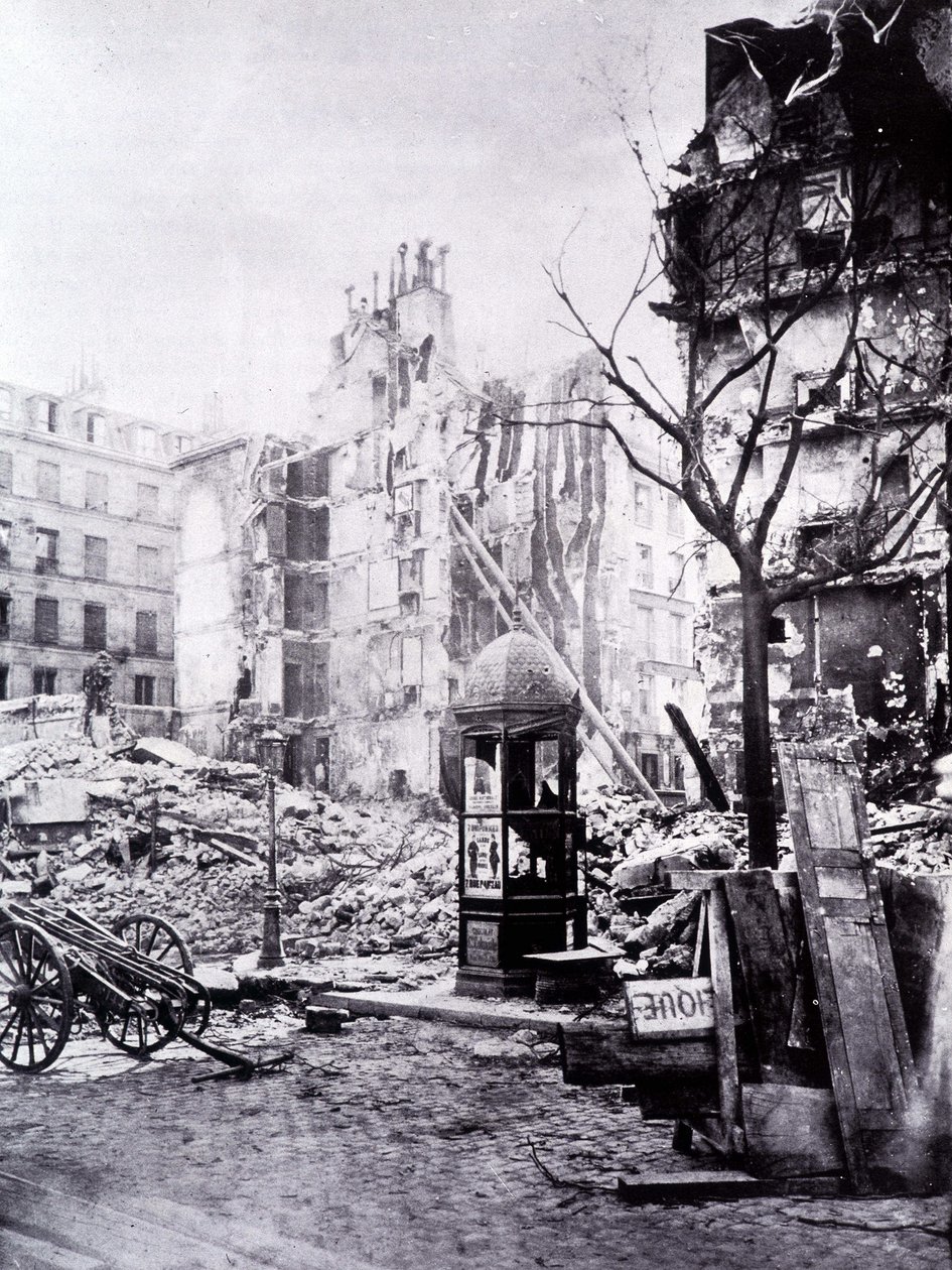 Velká díla Paříže: roh Rue Royal a Rue du Fbg St Antoine od Unknown photographer