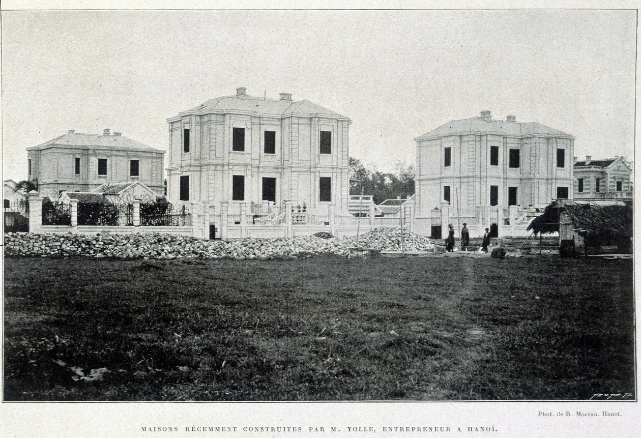 Městské domy postavené v Hanoji podnikatelem Yollem, „Le Tonkin v roce 1900“ Robertem Duboisem. od Unknown photographer