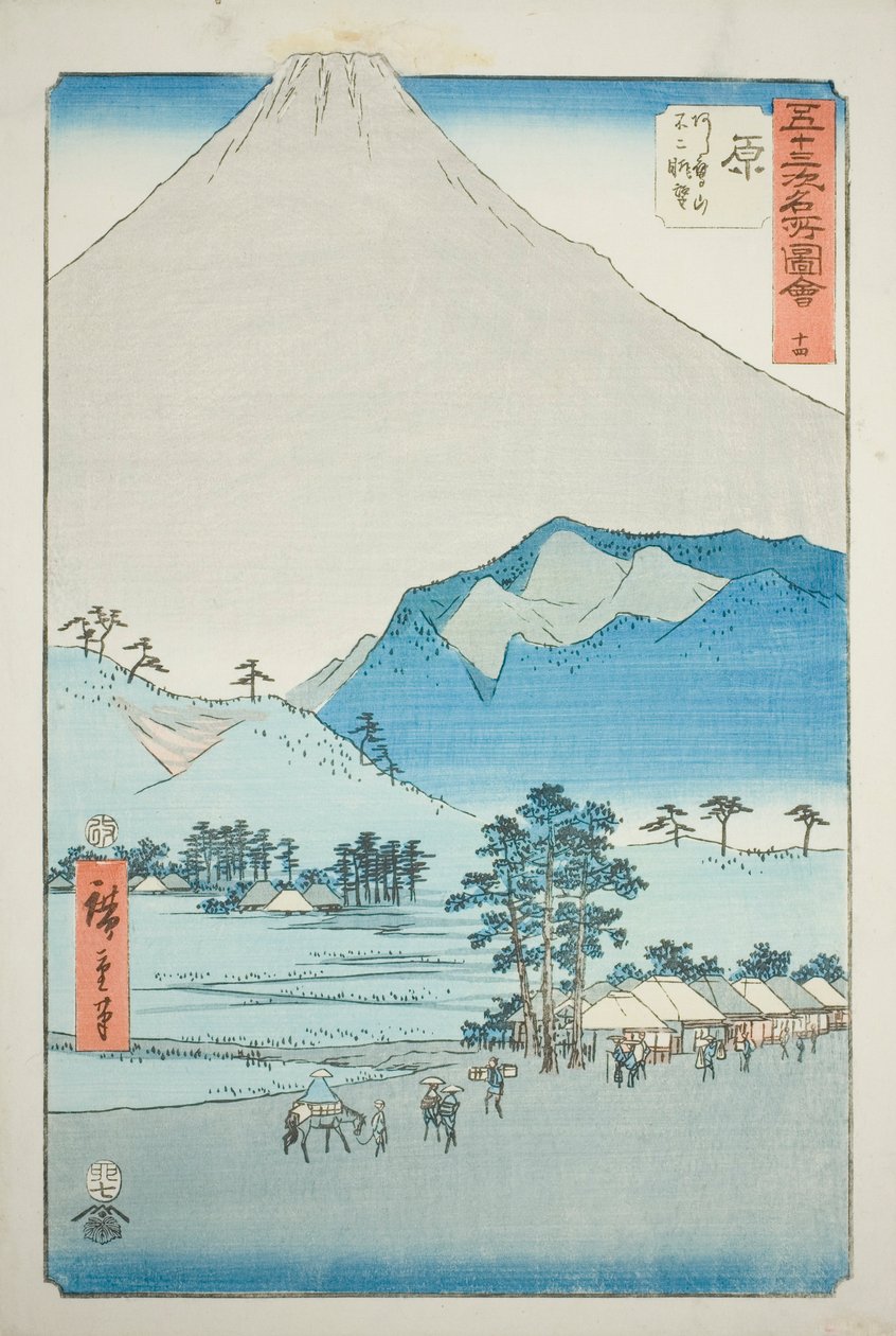 Hara: Pohled na pohoří Ashitaka a horu Fuji (Hara, Ashitakayama Fuji chobo), č. 14 ze série „Slavné památky padesáti tří stanic (Gojusan tsugi meisho zue)“, známé také jako vertikální Tokaido od Utagawa Hiroshige