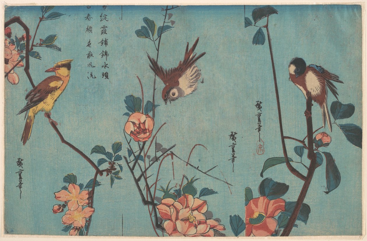Sýkorka a kamélie (vpravo), vrabec a divoké růže (uprostřed) a žluva černozadá a třešňové květy (vlevo) od Utagawa Hiroshige