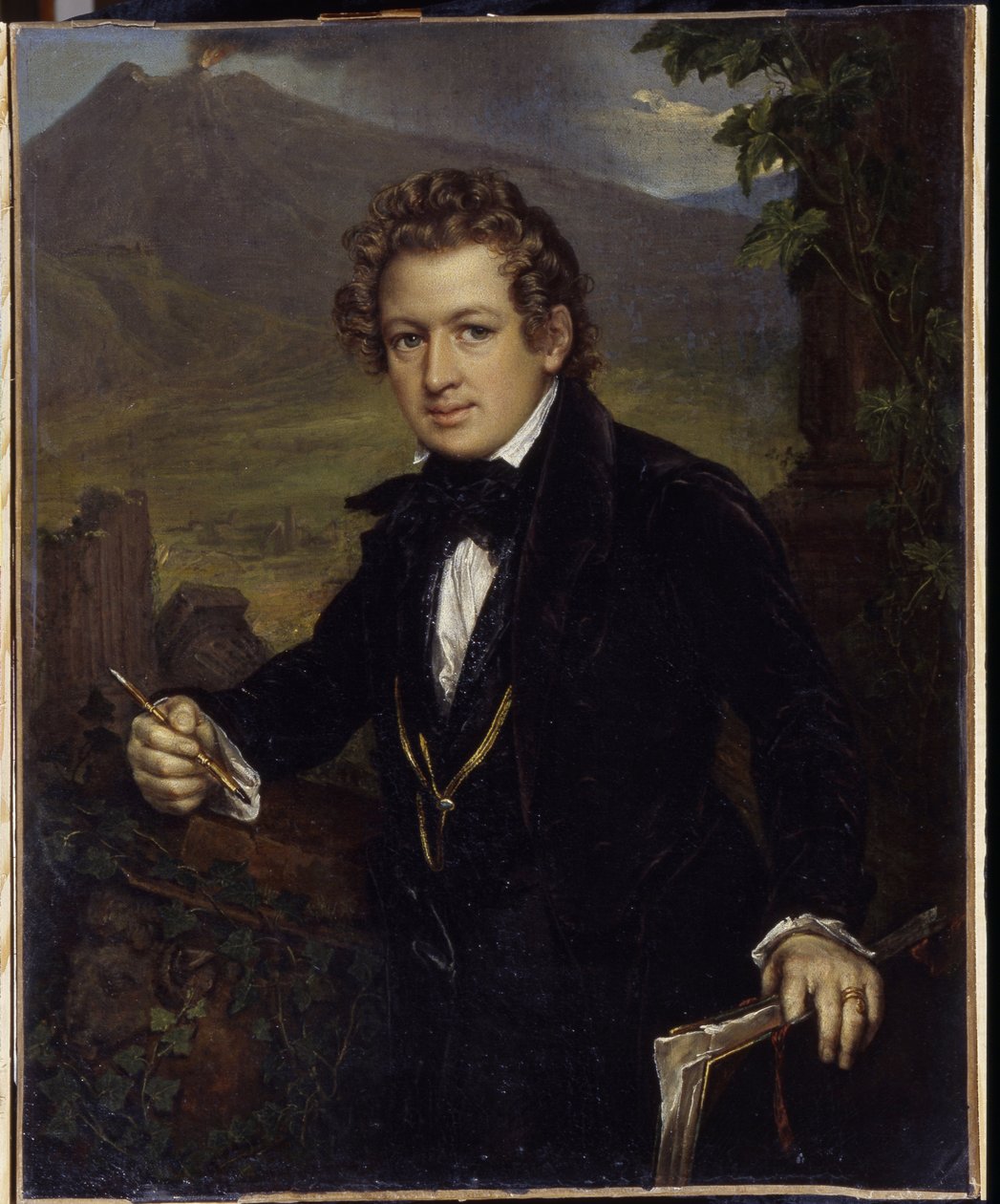 Portrét malíře Karla Pavloviče Briullova (Bryullov) (1799-1852). Portrét malíře K.P. Briullova). Malíř, znázorněný před sopkou, drží mechanickou tužku a kreslící prkno. Obraz Vasilije Andrejeviče Tropinina (Vassili Tropinin) (1 od Vasili Andreevich Tropinin