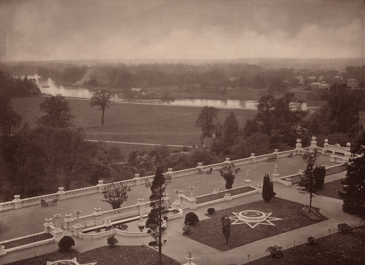 Richmond, Star and Garter, 70. léta 19. století (foto) od Vernon Heath