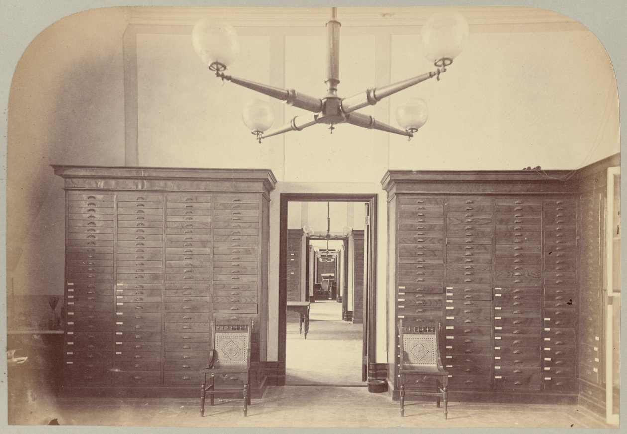 Pl. VII. Podkrovní příběh: Pracovní pokoje od Victor Prevost, Gaston L. Feuardent and Co., New York