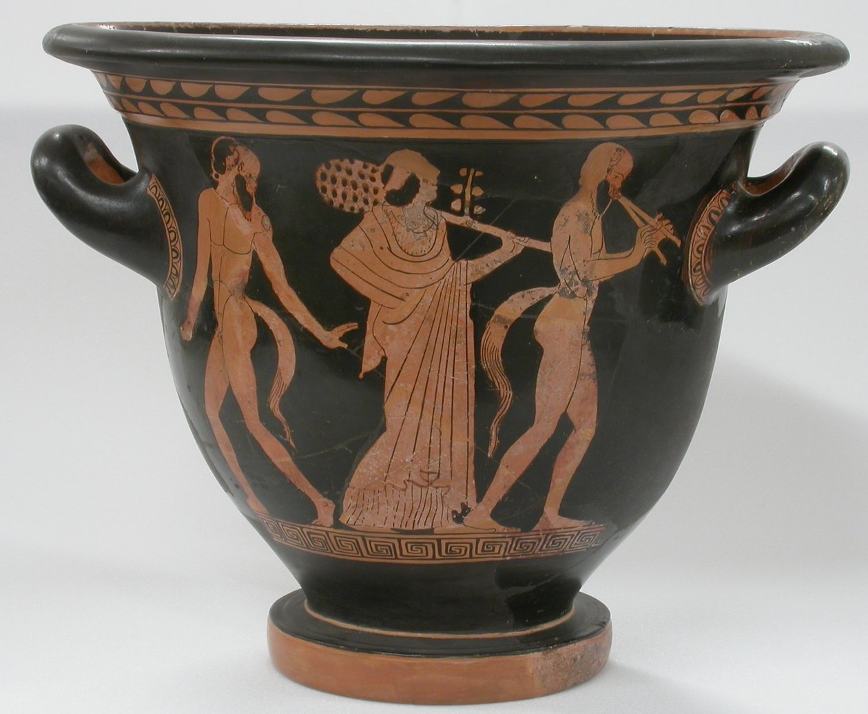 Červenofigurový zvon Krater, zobrazující různé výjevy týkající se Dionýsa, asi 470-440 př. n. l. (keramika) od Villa Giulia Painter