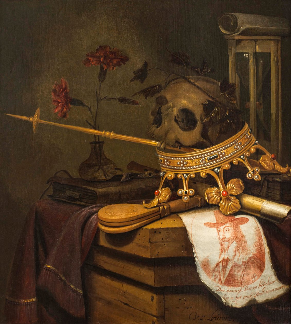 Zátiší Vanitas s lebkou, korunou, žezlem, flétnou, měchem, přesýpacími hodinami, karafiáty ve skleněné váze, svitkem, knihou a rytým portrétem Karla I. od Vincent Laurensz van der Vinne