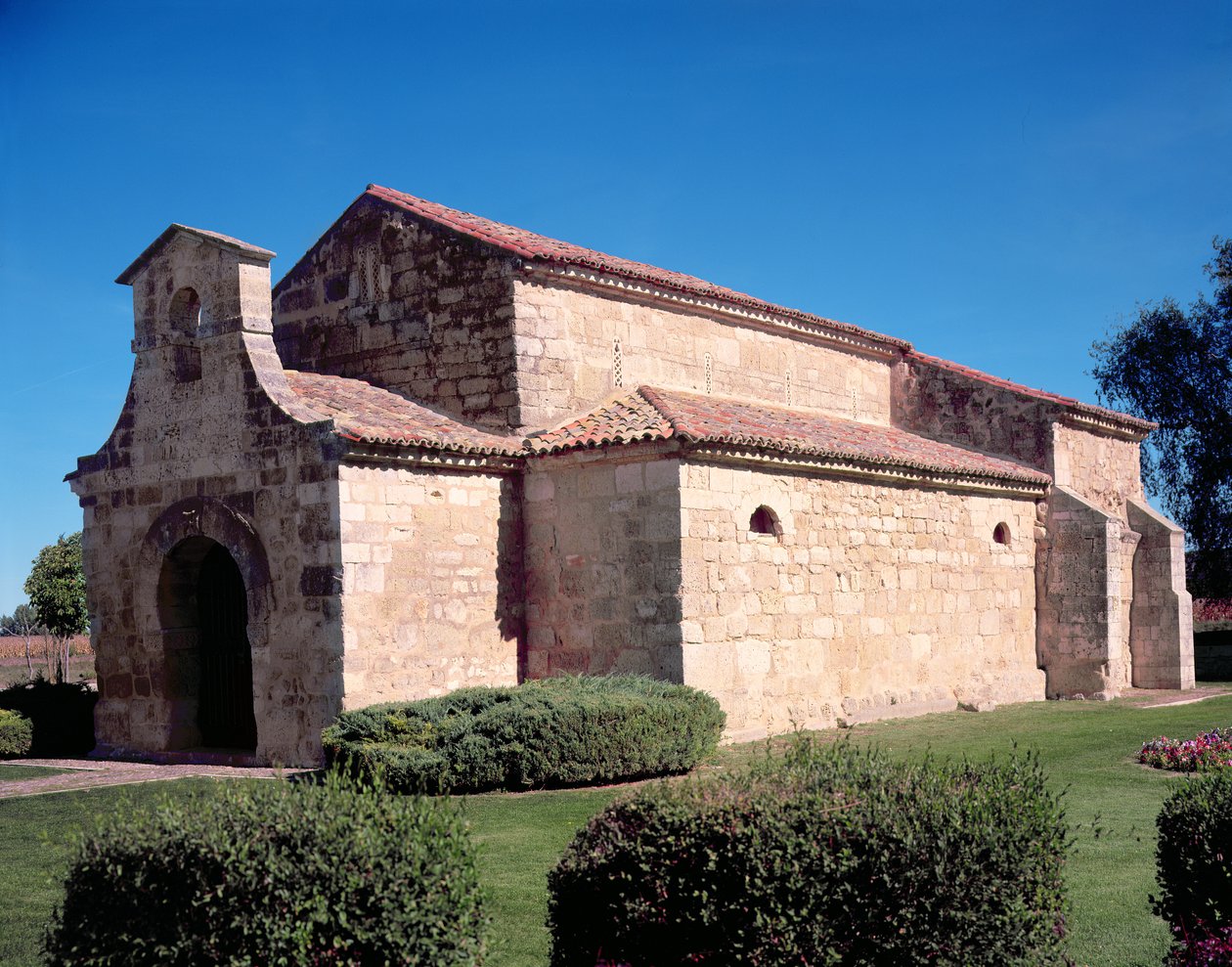 Kostel San Juan Bautista, vysvěcený 661 od Visigothic