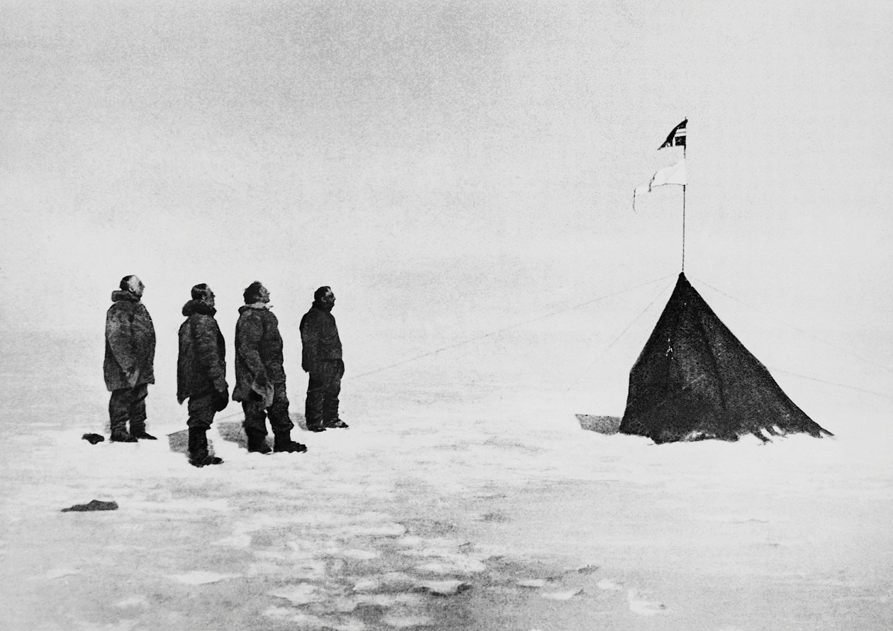 Roald Amundsen, Helmer Hanssen, Sverre Hassel a Oscar Wisting před stanem postaveným na jižním pólu, 16. prosince od John Ward Dunsmore