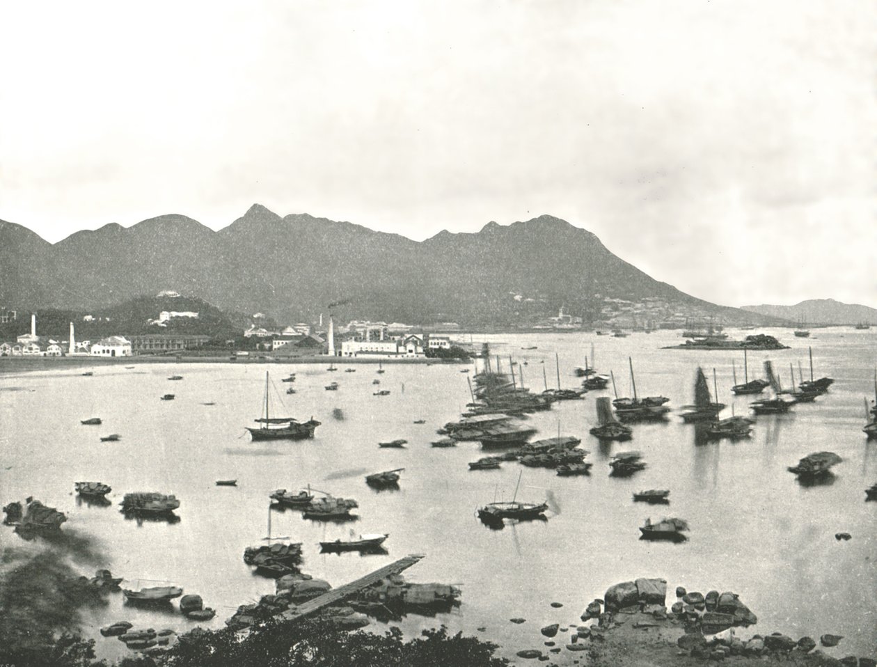 East Point ukazuje Victoria Hills, Hong Kong, 1895. od W and S Ltd