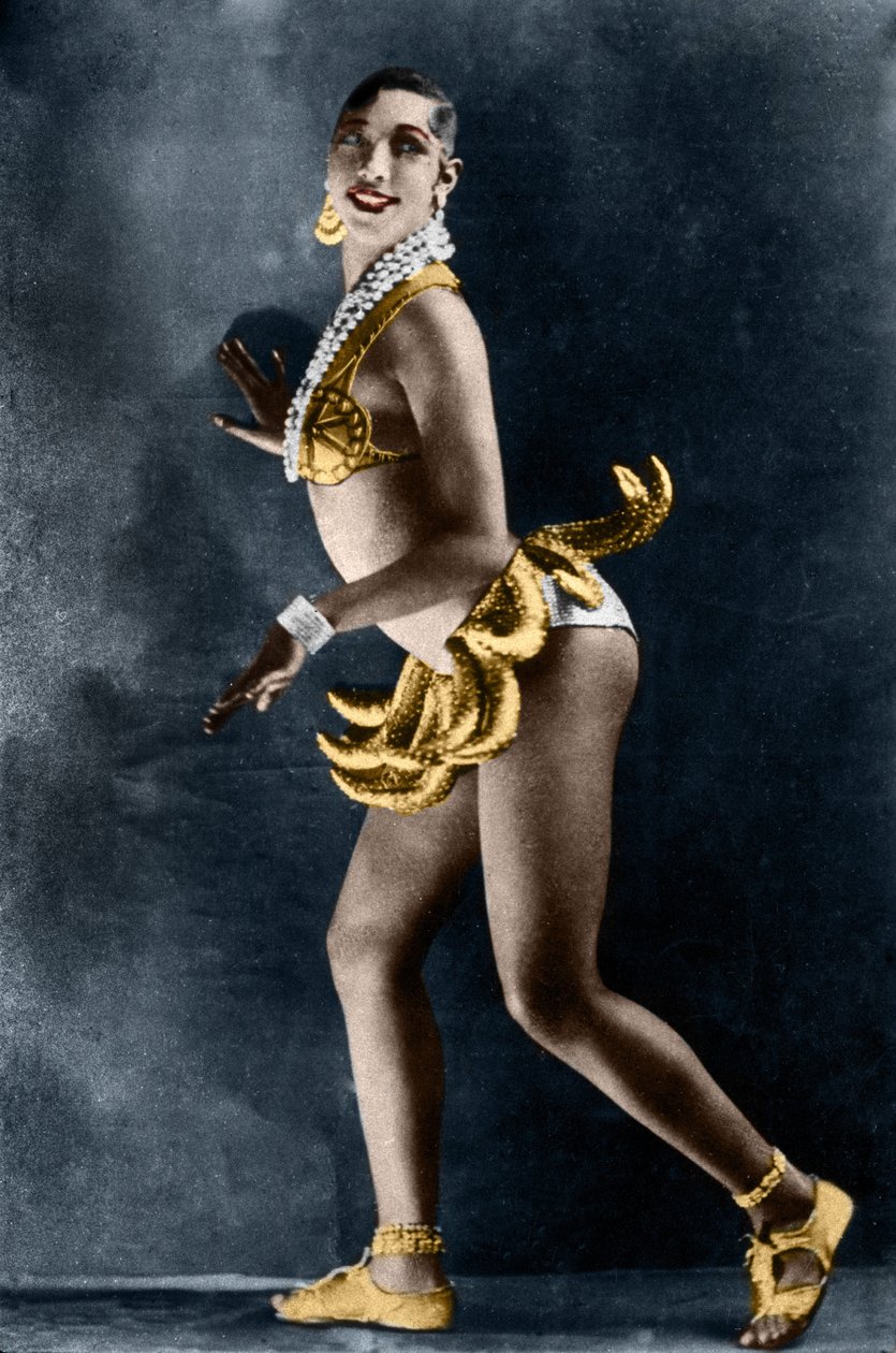 Josephine Baker (1906-1975) v roce 1925 v Revue Negre v Theater des Champs-Elysees (Champs Elysees) se svým banánovým pásem. Fotografie Luciena Waleryho (1863-1935). od Walery