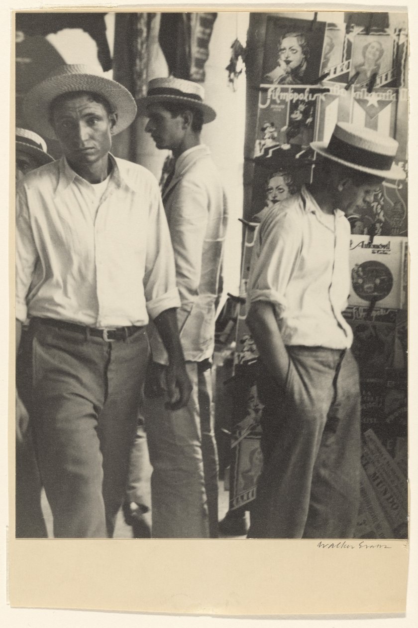 Lidé v novinovém stánku Downtown Havana Shoeshine od Walker Evans