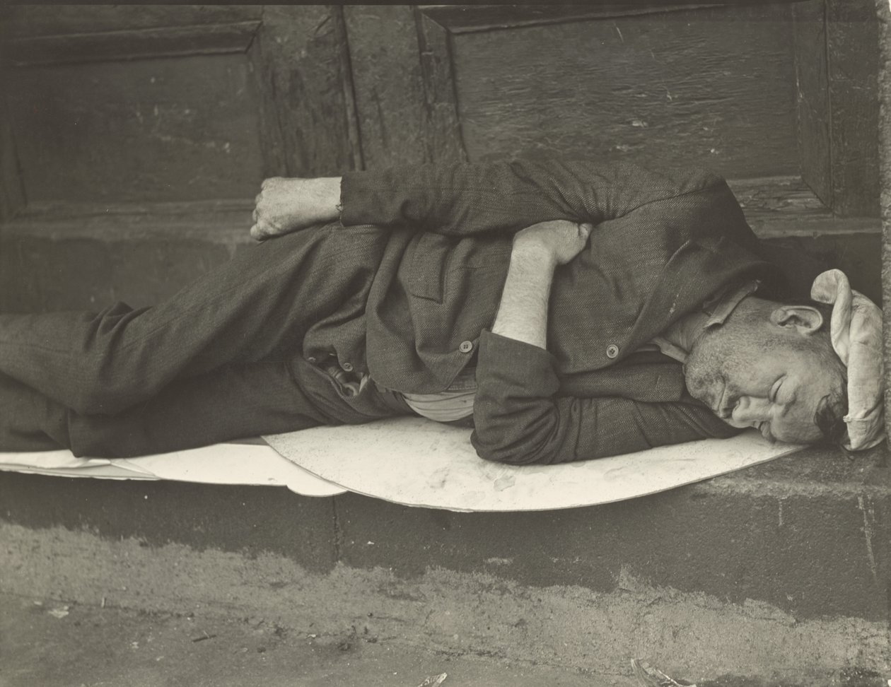 South Street, New York od Walker Evans