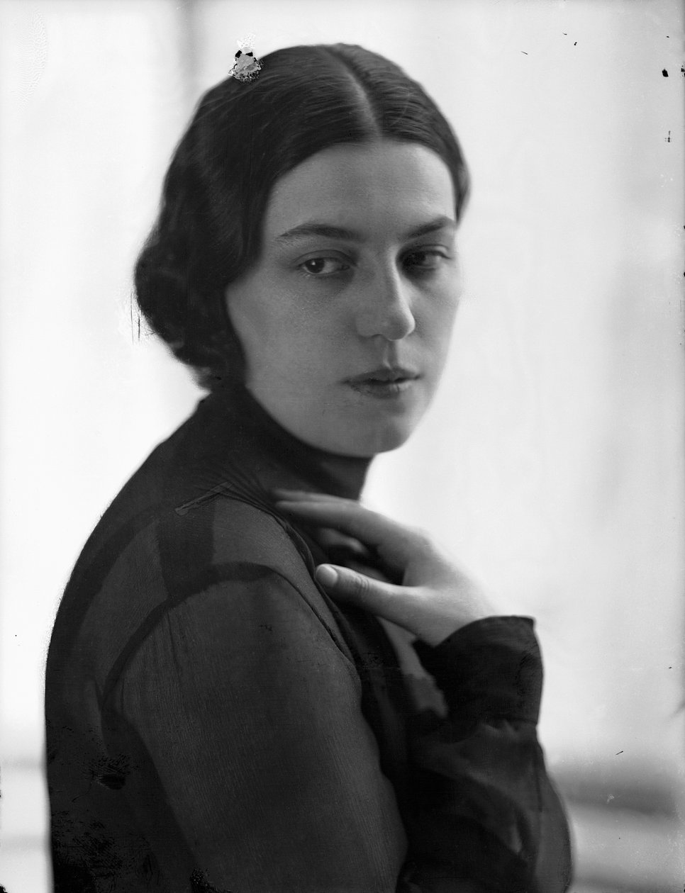 Portrét Anity Pittoni, asi 1940 (čb fotografie) od Wanda Wulz