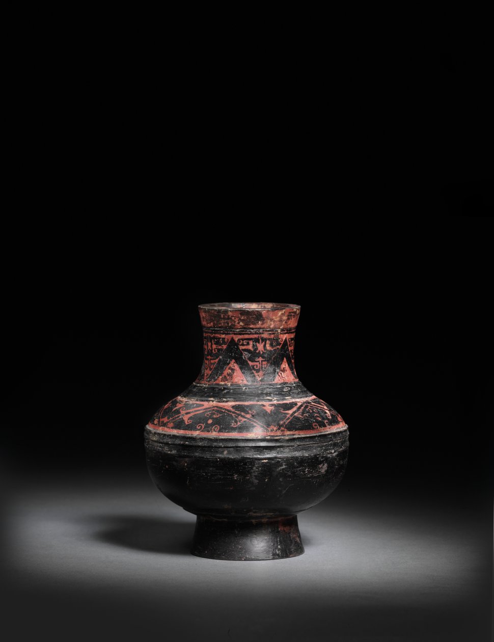 Malá červeně malovaná černě laxovaná černá keramická dóza, Hu, 476-221 př.n.l. od Warring States period Chinese School
