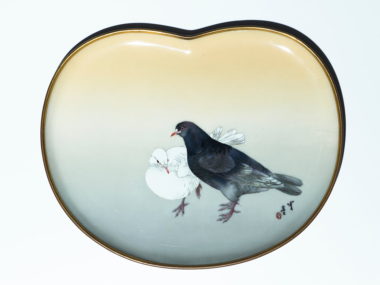 Podnos zobrazující ptáky, cca 1890-95 (smaltovaný cloisonne) (reverzní viz 416491) od Watanabe and Sosuke Namikawa Seitei
