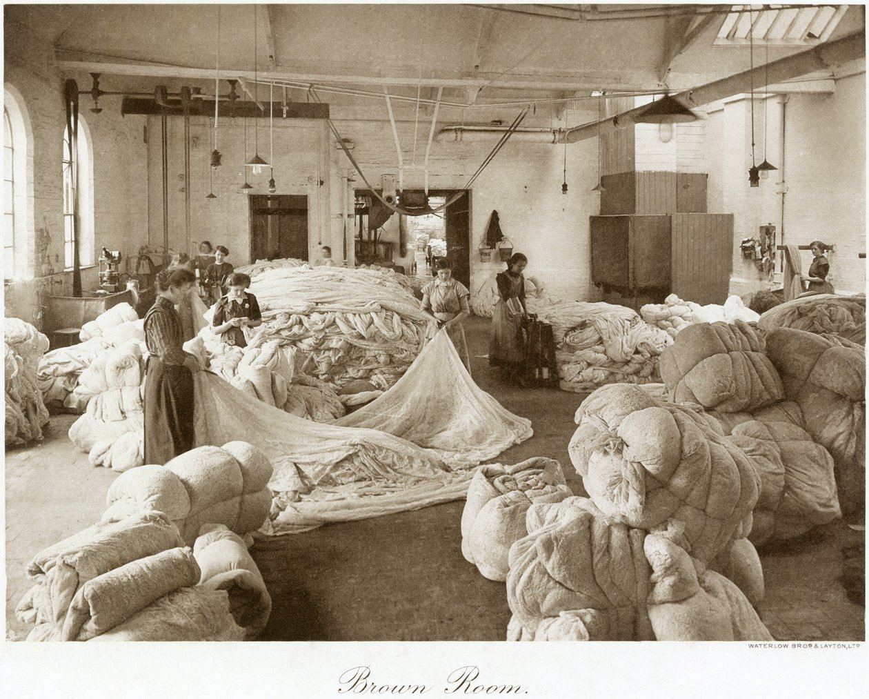 Brown Room, Thomas Adams Lace Factory, Stoney Street, Nottingham, Nottinghamshire, 1914 od Waterlow Bros and Layton Ltd