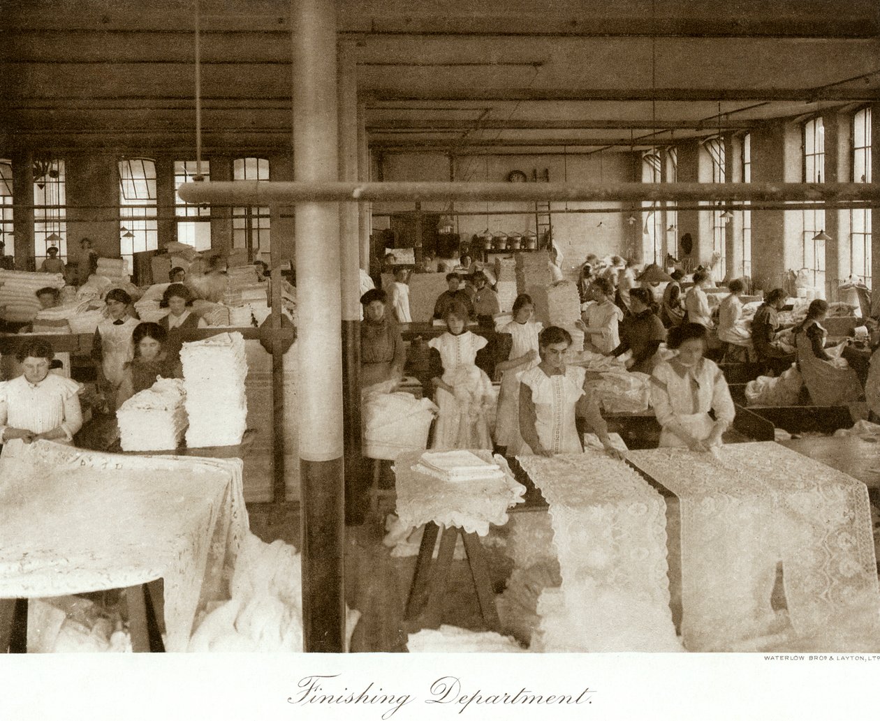 Thomas Adams Lace Factory, Nottingham, Nottinghamshire, 1914 od Waterlow Bros and Layton Ltd