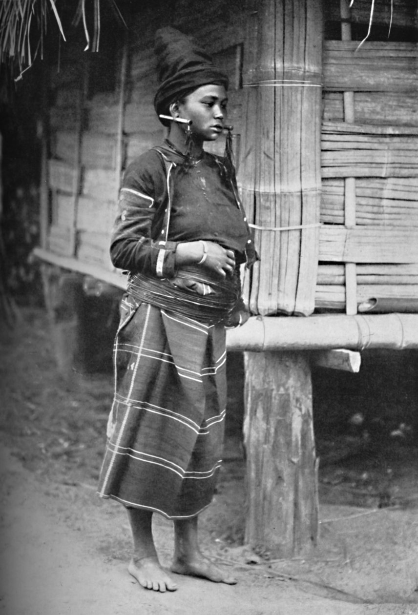 Kachinská žena, 1902 od Watts and Skeen