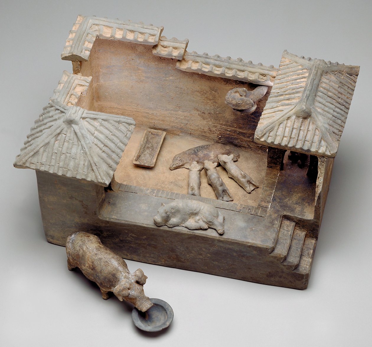 Pohřební model prasečího chlívku (kamenina) od Western Han Dynasty Chinese School