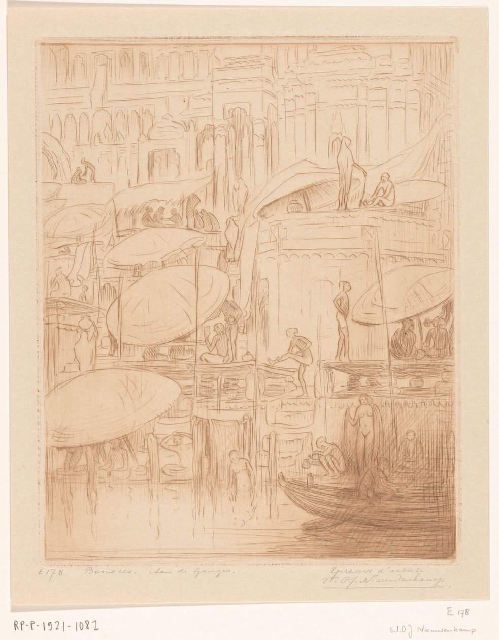 Muži a ženy se koupou a modlí na březích Gangy v Benares Koupání a modlitba (původní název) Na Ganze (název na objektu) od Wijnand Otto Jan Nieuwenkamp (signed by artist)