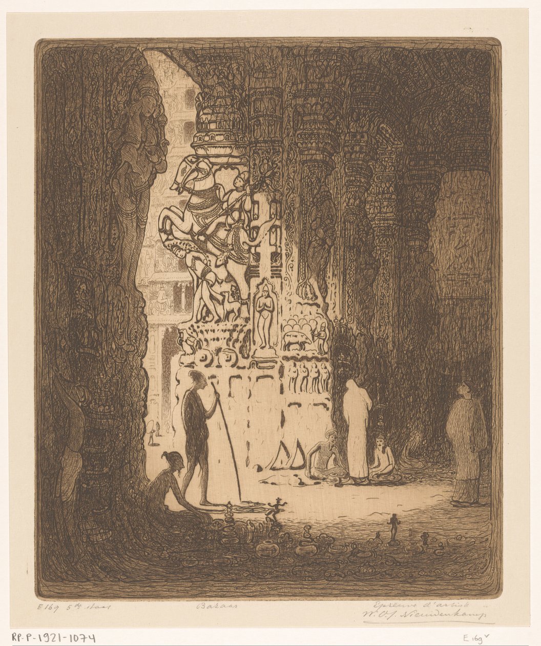 Vyřezávané sloupy v bazaru v Madurai Bazaar, Madura (původní název) od Wijnand Otto Jan Nieuwenkamp (signed by artist)