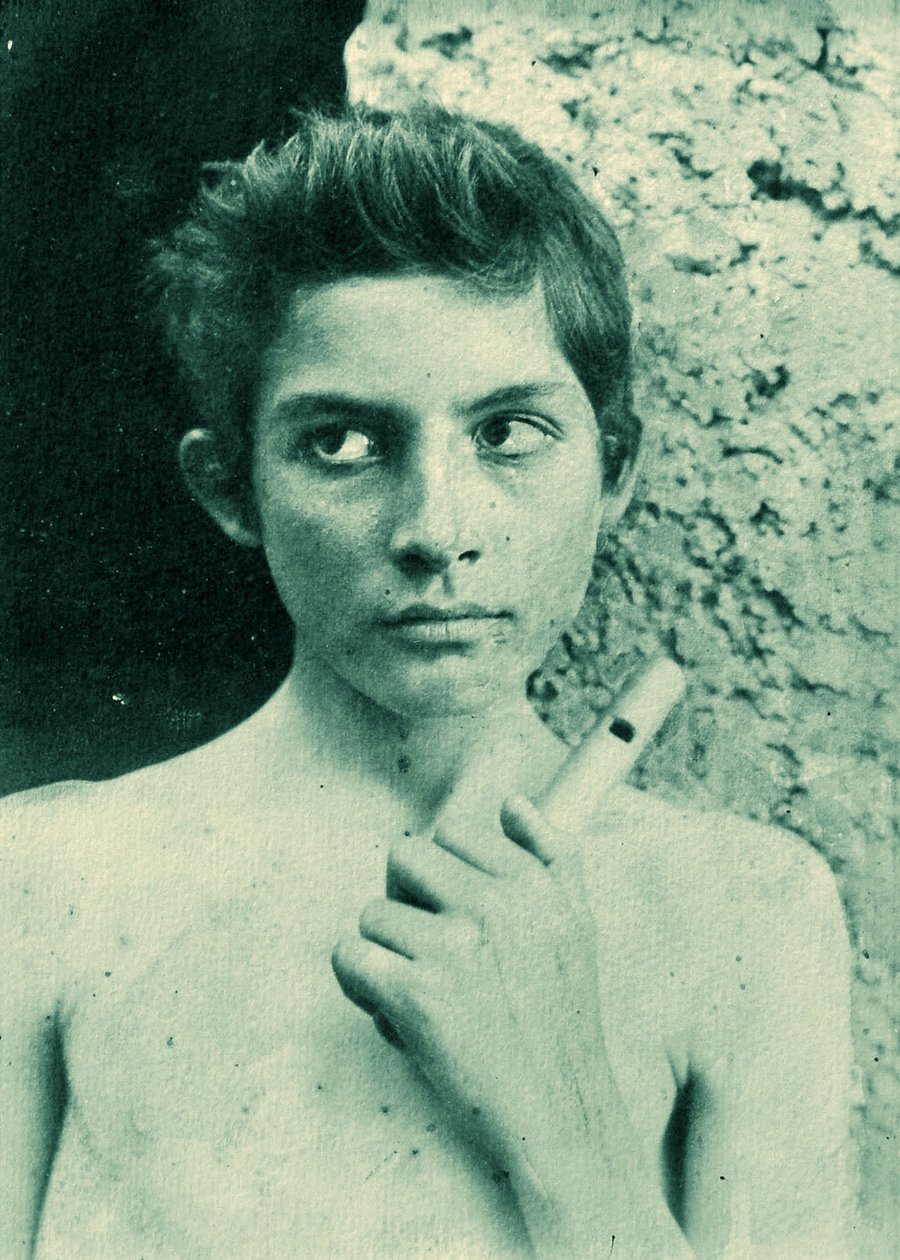 Portrét sicilského chlapce s flétnou, kolem roku 1899 od Baron Wilhelm von Gloeden