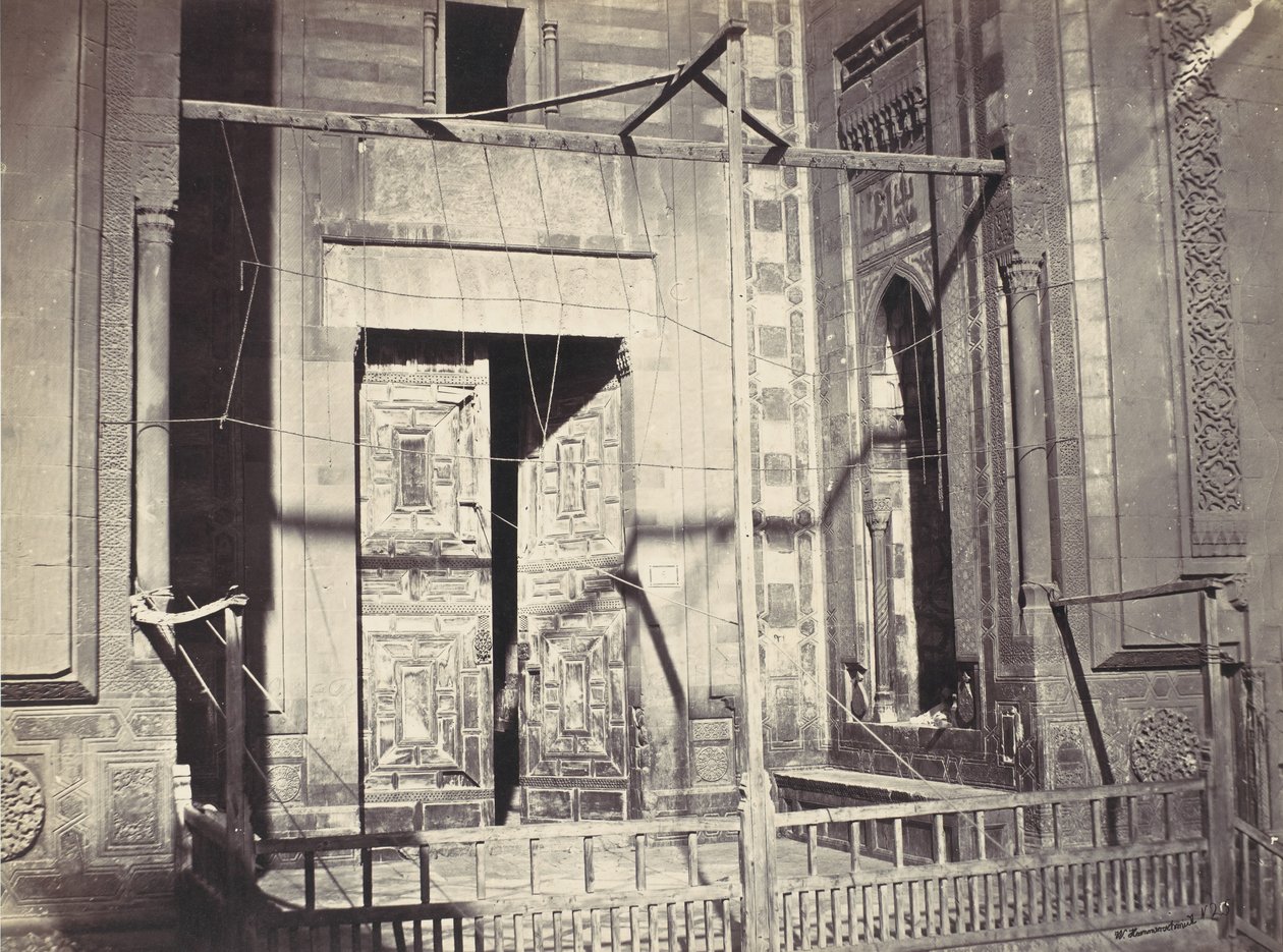 Brána mešity, Sultan Hassan. Spodní část, ca. 1860. od Wilhelm Hammerschmidt