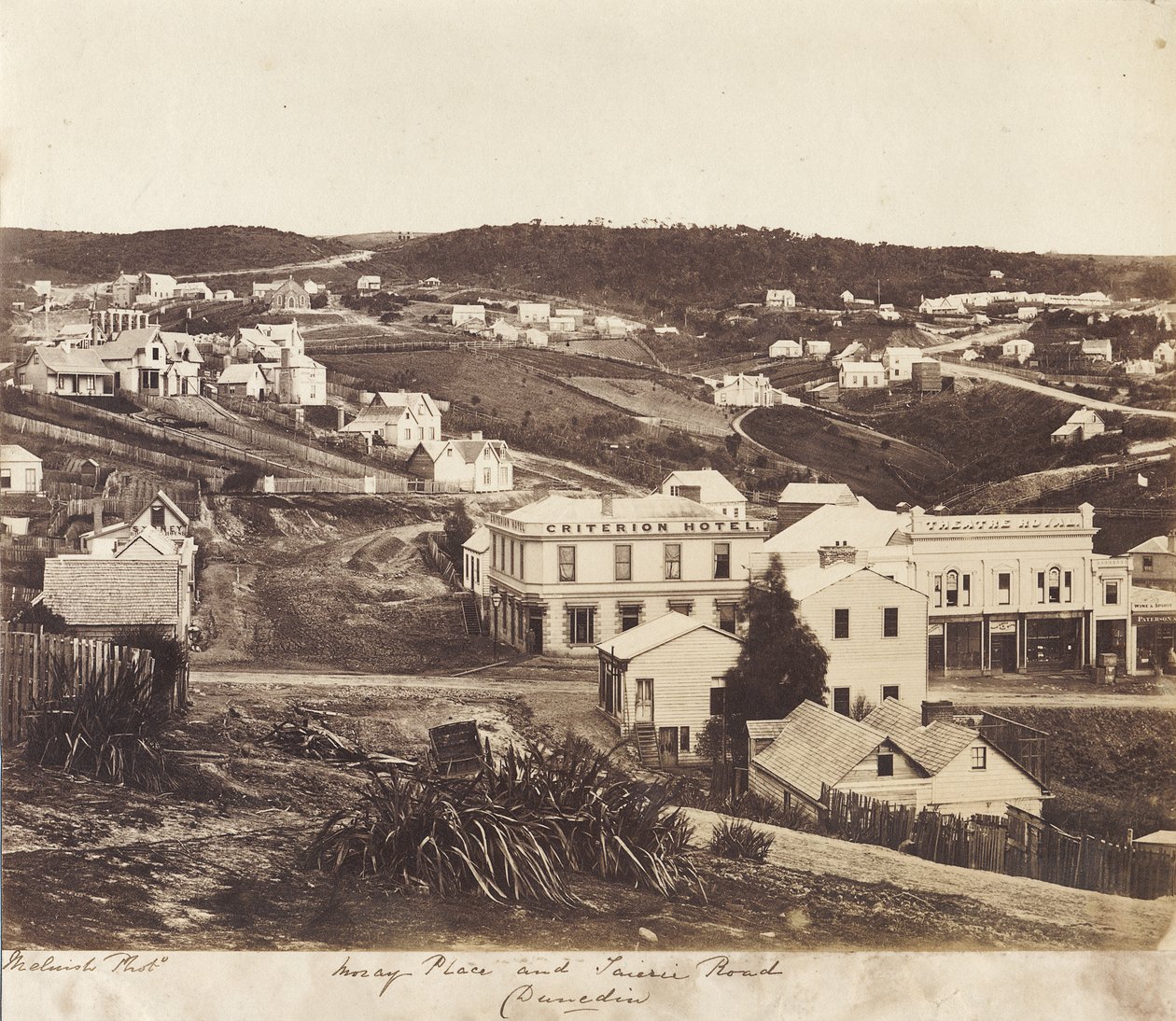 Moray Place a Taieri Road, Dunedin (tisk alba) od William Meluish