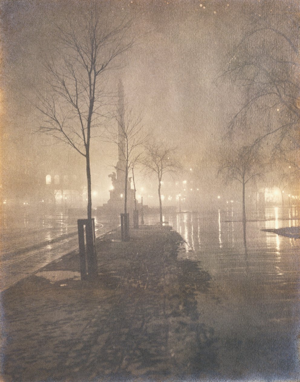 Mokrá noc, Columbus Circle, New York, 1897-98 od William A. Fraser