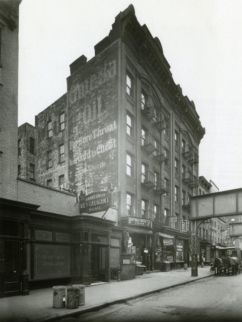 1807-1813 Park Avenue, 124-125th Streets, 1915 od William Davis Hassler