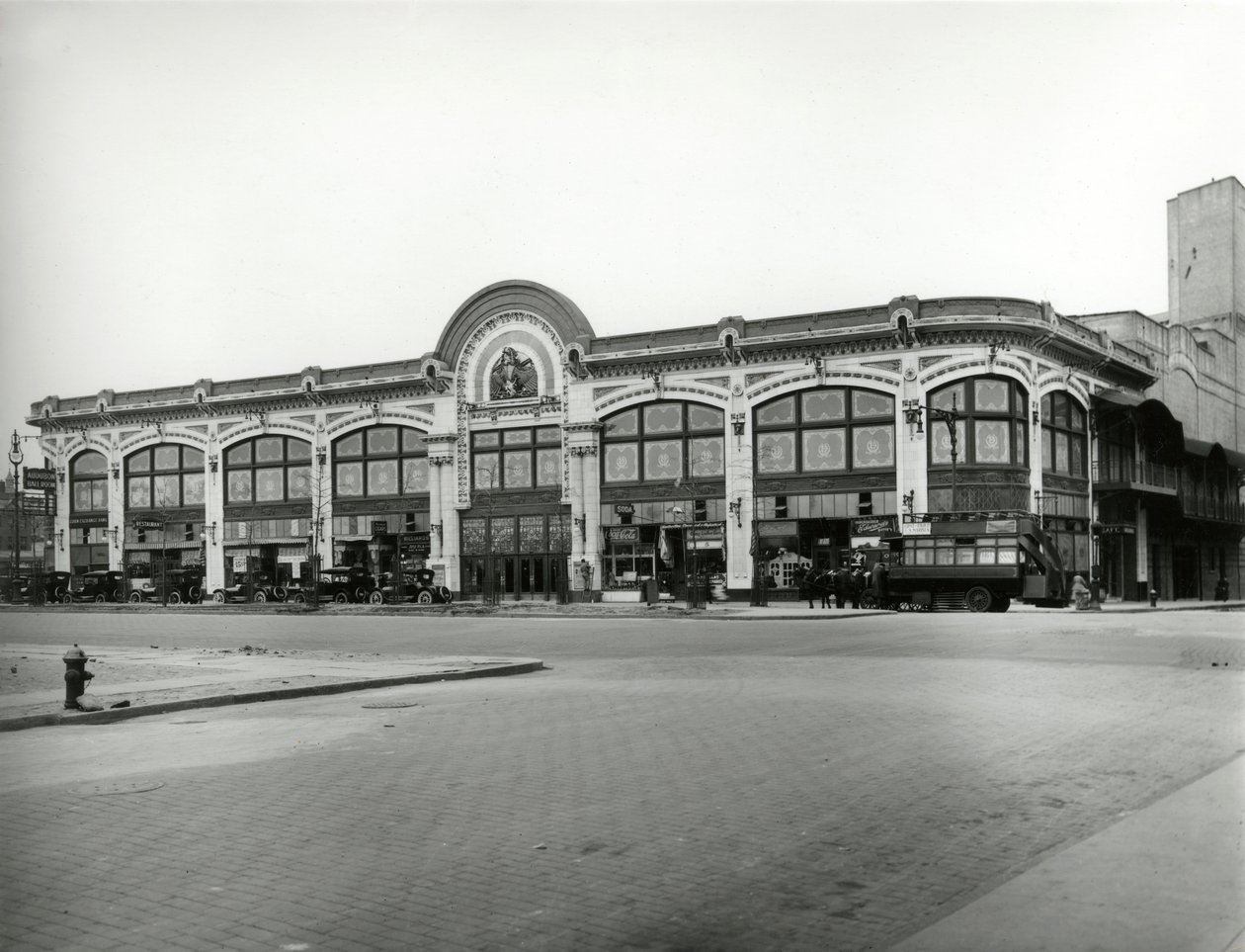 Audubon Ballroom, 165th Street a Broadway, c.1910-21 od William Davis Hassler
