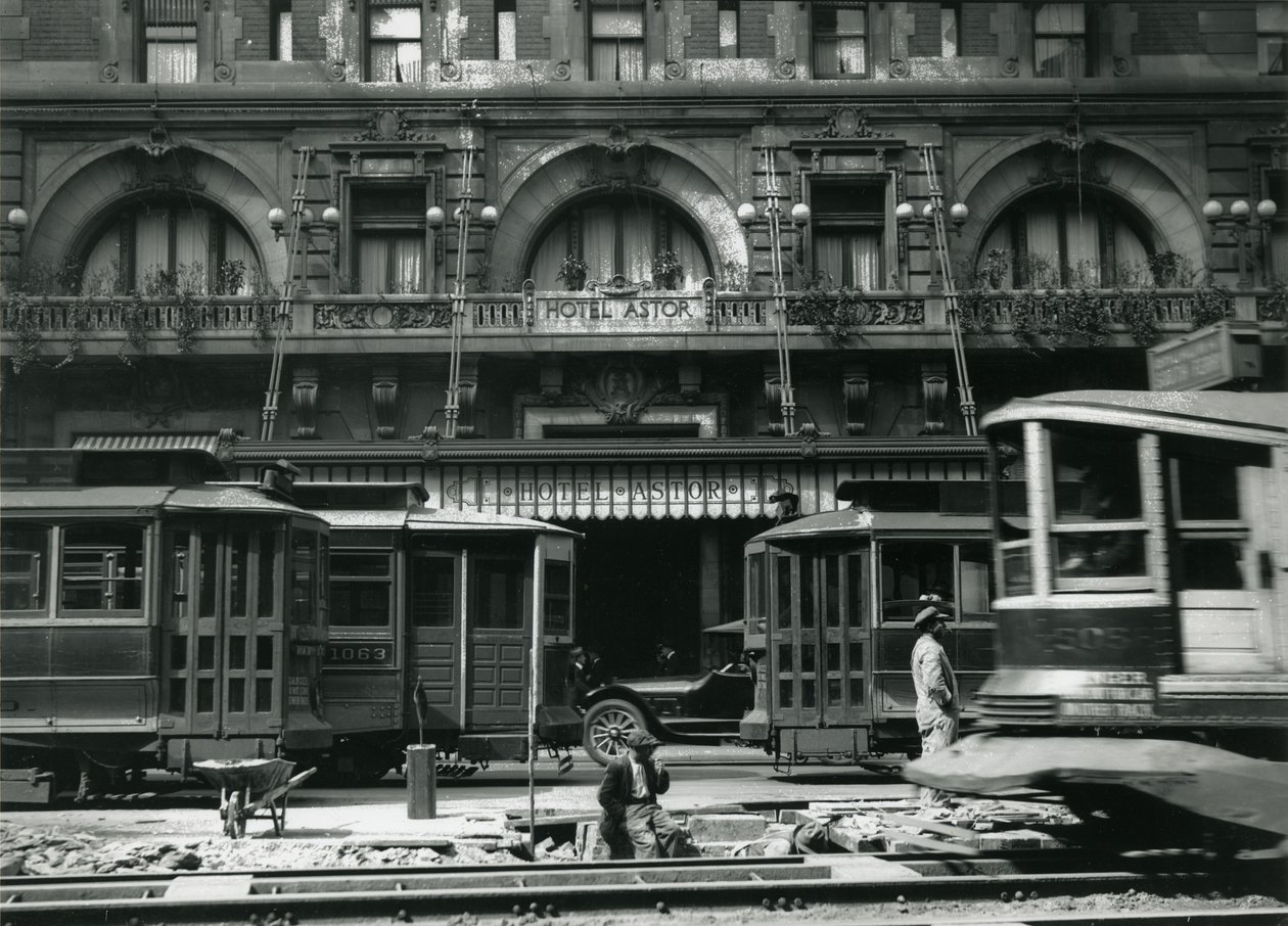 Hotel Astor, kolem 1910-21 od William Davis Hassler