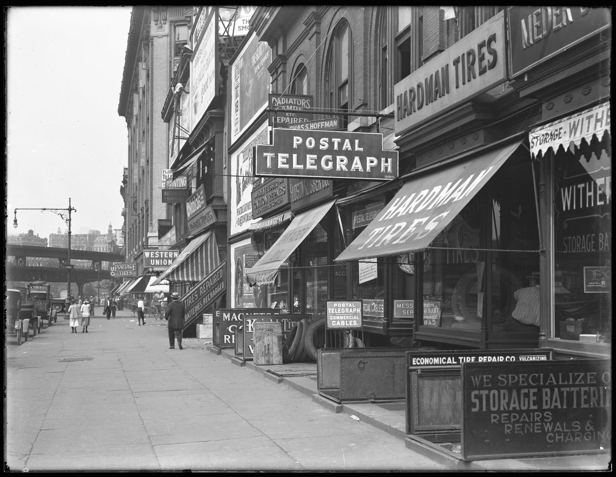 Poštovní telegrafní znak, 1906 Broadway, New York City, 18. srpna 1916 od William Davis Hassler