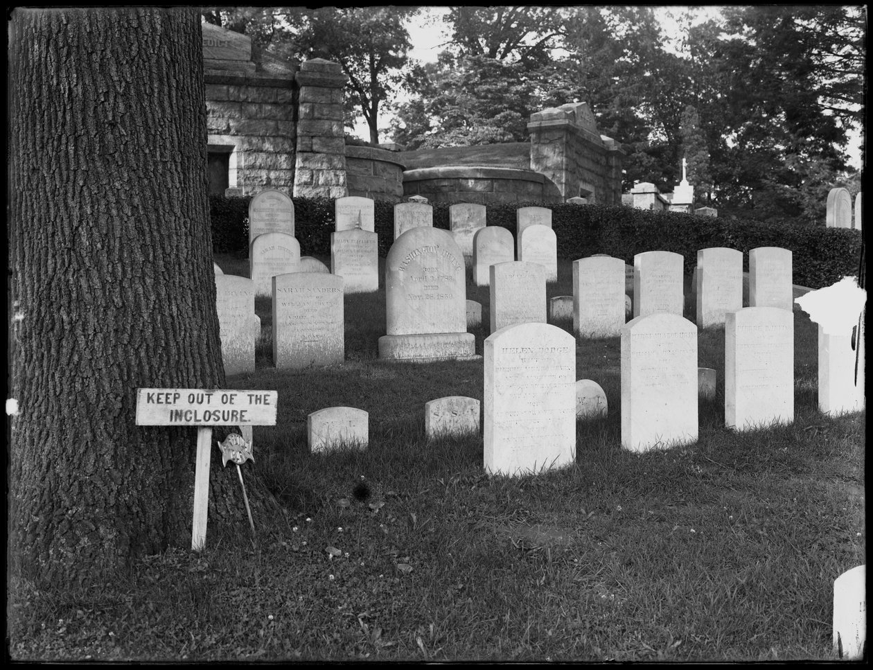 Hrob Washingtona Irvinga, hřbitov Sleepy Hollow, Tarrytown, N.Y., 8. července 1914 od William Davis Hassler