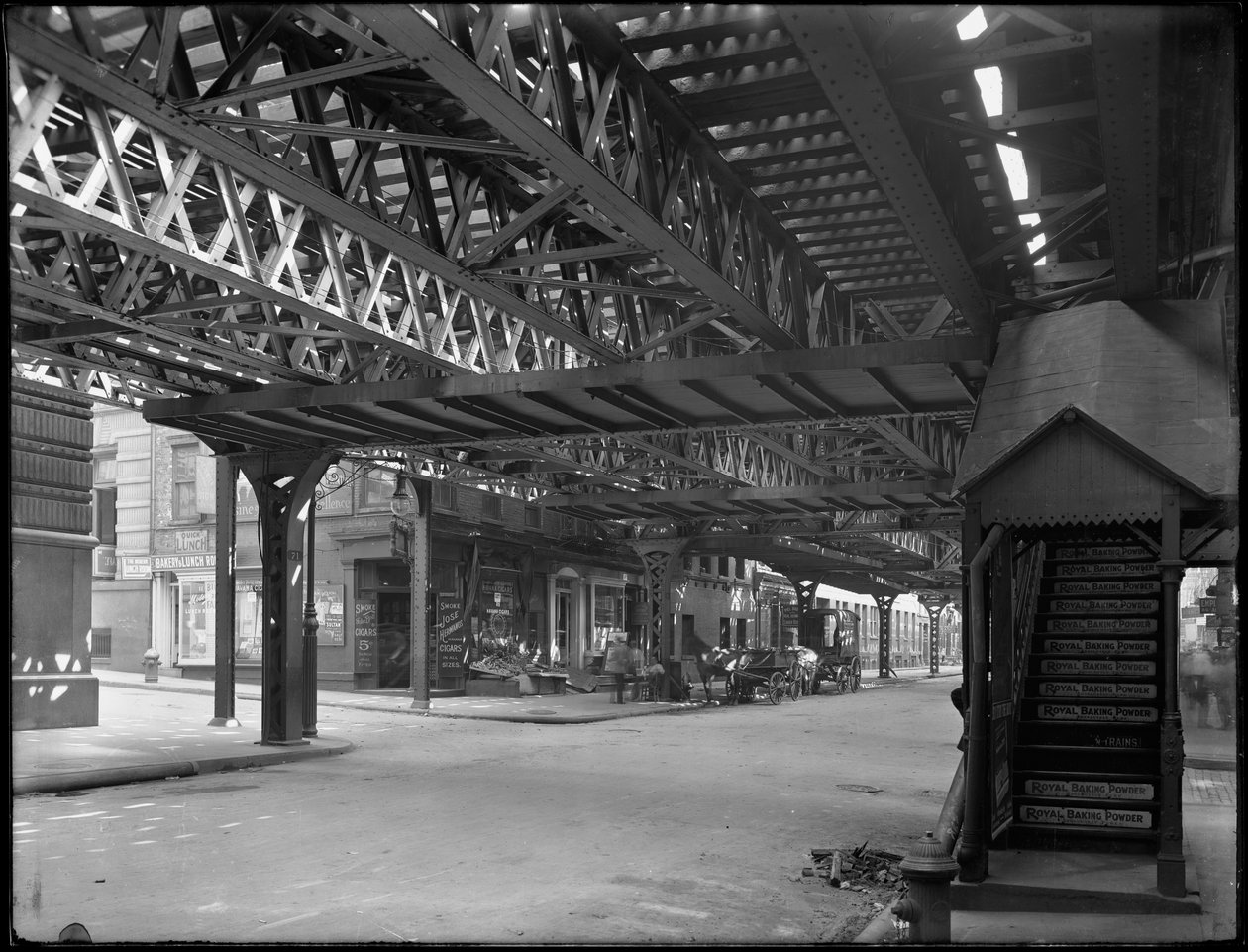 Pod nadzemními kolejemi na rohu Greenwich Street a Rector Street, New York, 1. srpna 1914. od William Davis Hassler