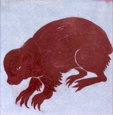 Dikobraz (červený lesk na keramické dlaždici) od William de Morgan