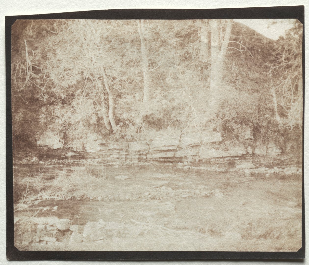 Horská říčka, která teče na úpatí hradu Doune, 1844. od William Henry Fox Talbot