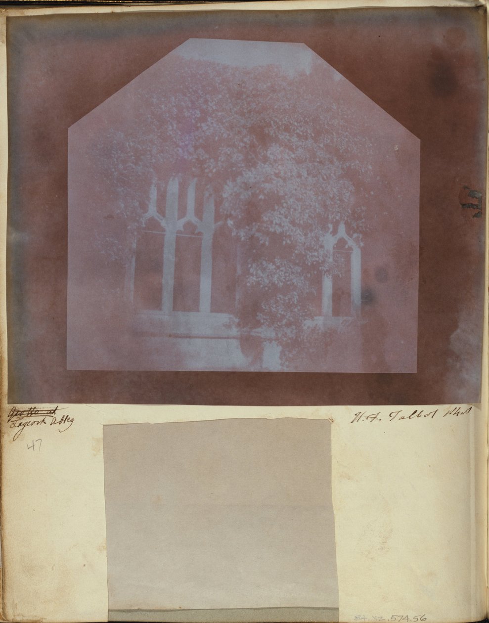 Detail klášterů v opatství Lacock od William Henry Fox Talbot