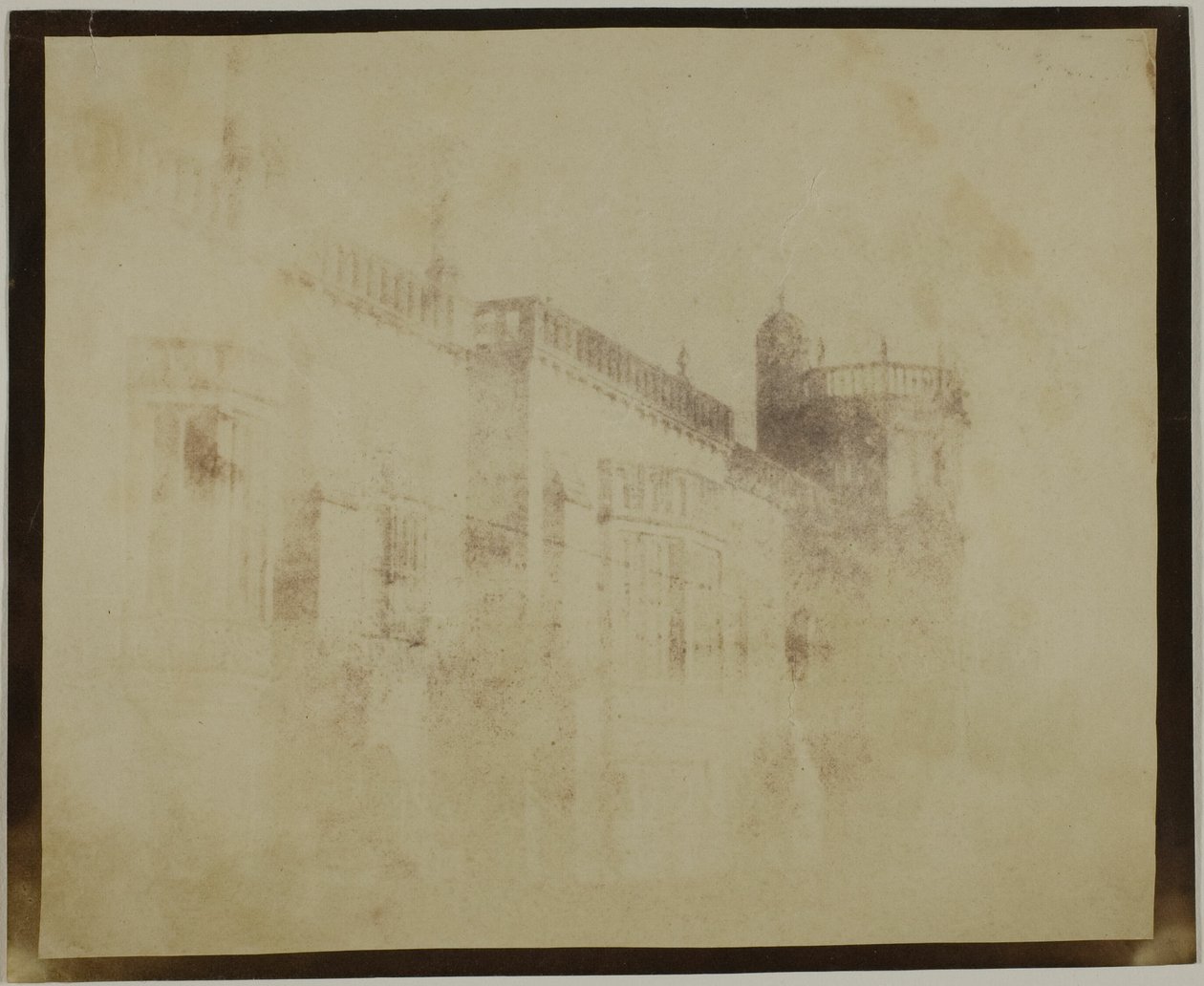 Opatství Lacock, jižní průčelí směrem k Sharingtonově věži od William Henry Fox Talbot