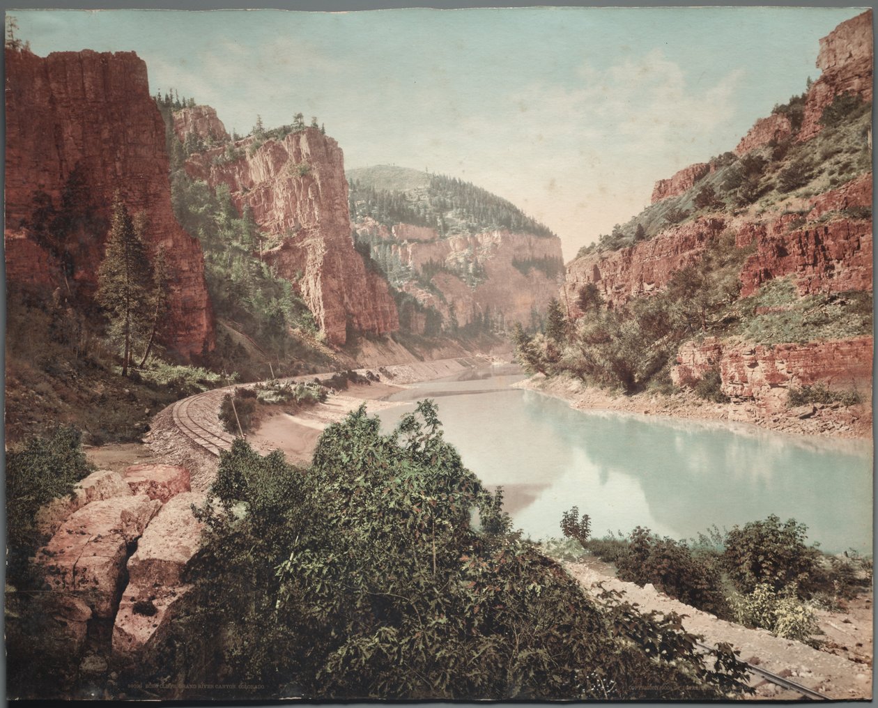 Echo Cliffs, Grand River Canyon, 90. léta 19. století. od William Henry Jackson