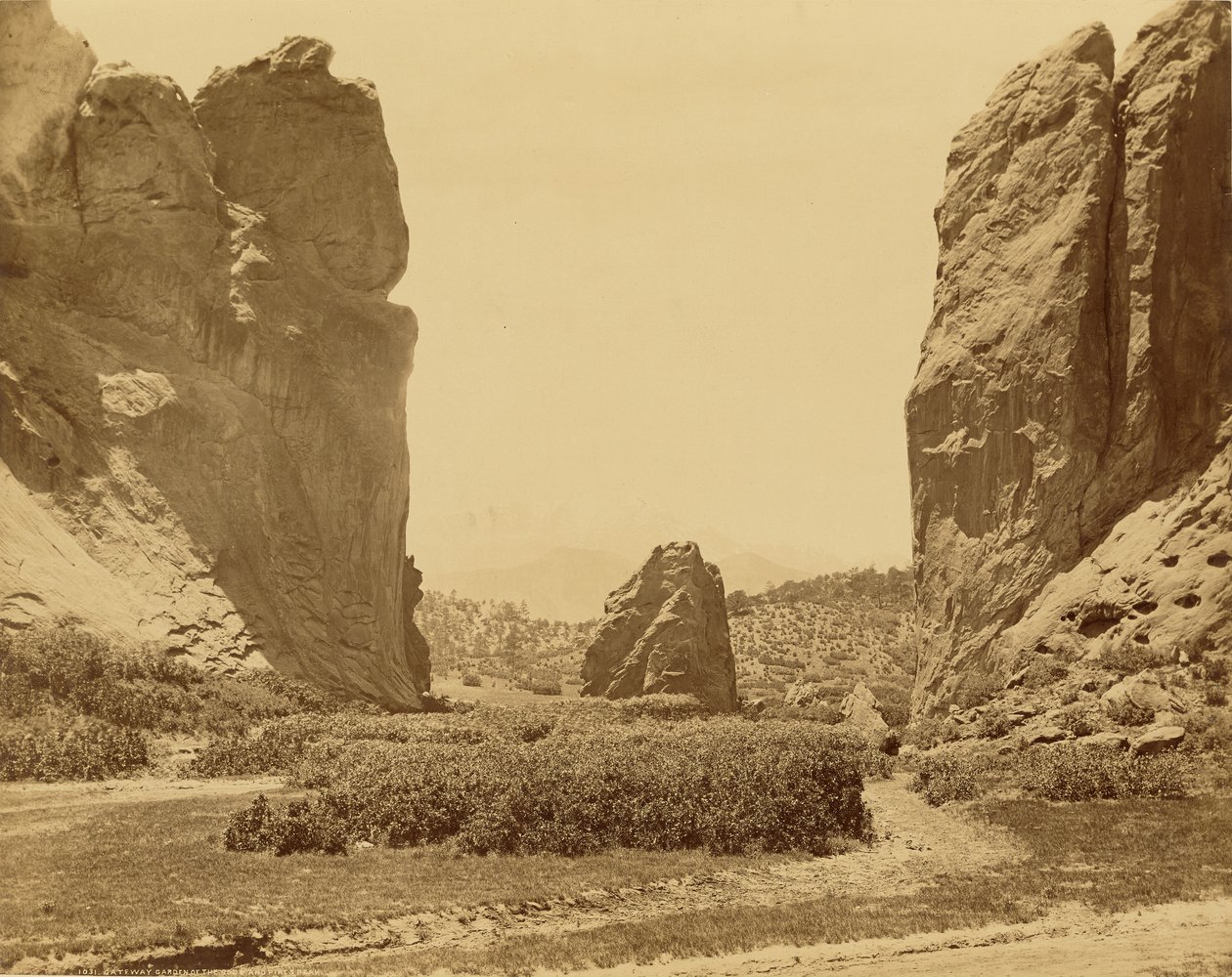 Brána Garden of the Gods a Pikes Peak od William Henry Jackson