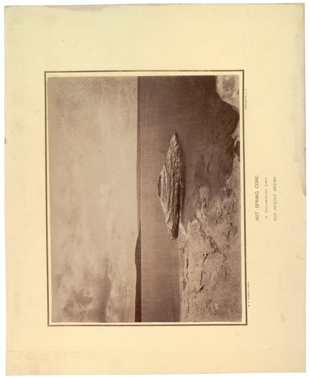 Hot Spring Cone, v Yellowstonském jezeře, 1871 (sépiová fotografie) od William Hicks Jackson