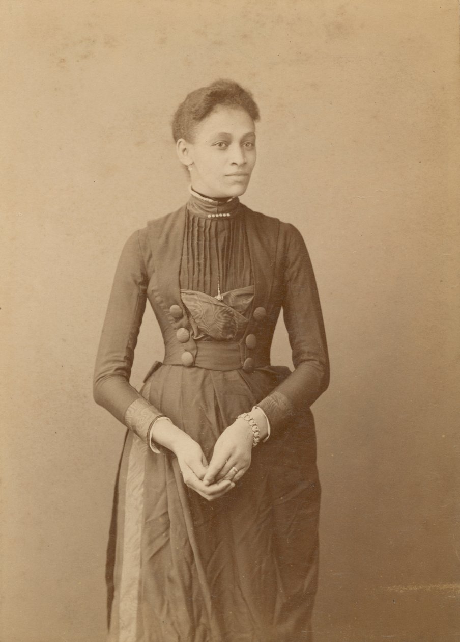 Kabinetní karta ženy, 1885-1892. od William J. Kuebler
