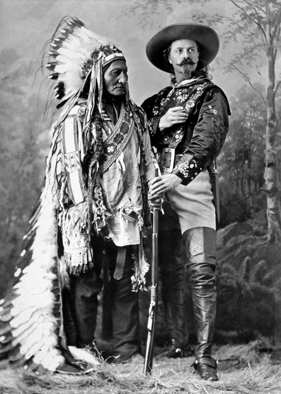 Sedící býk a Buffalo Bill v roce 1886. od William Notman